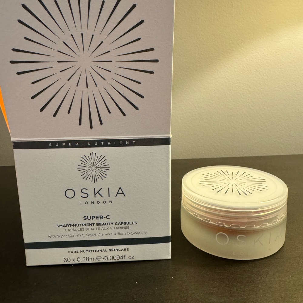 Oskia Super C Smart Nutrient Beauty Capsules 60 pieces Full Size NIB